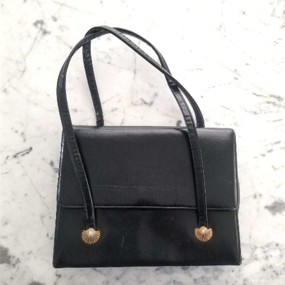 Vintage leather purse